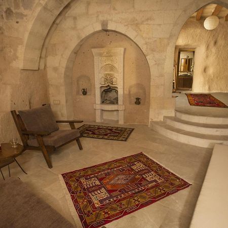 Helike Cave Suites Учисар Номер фото