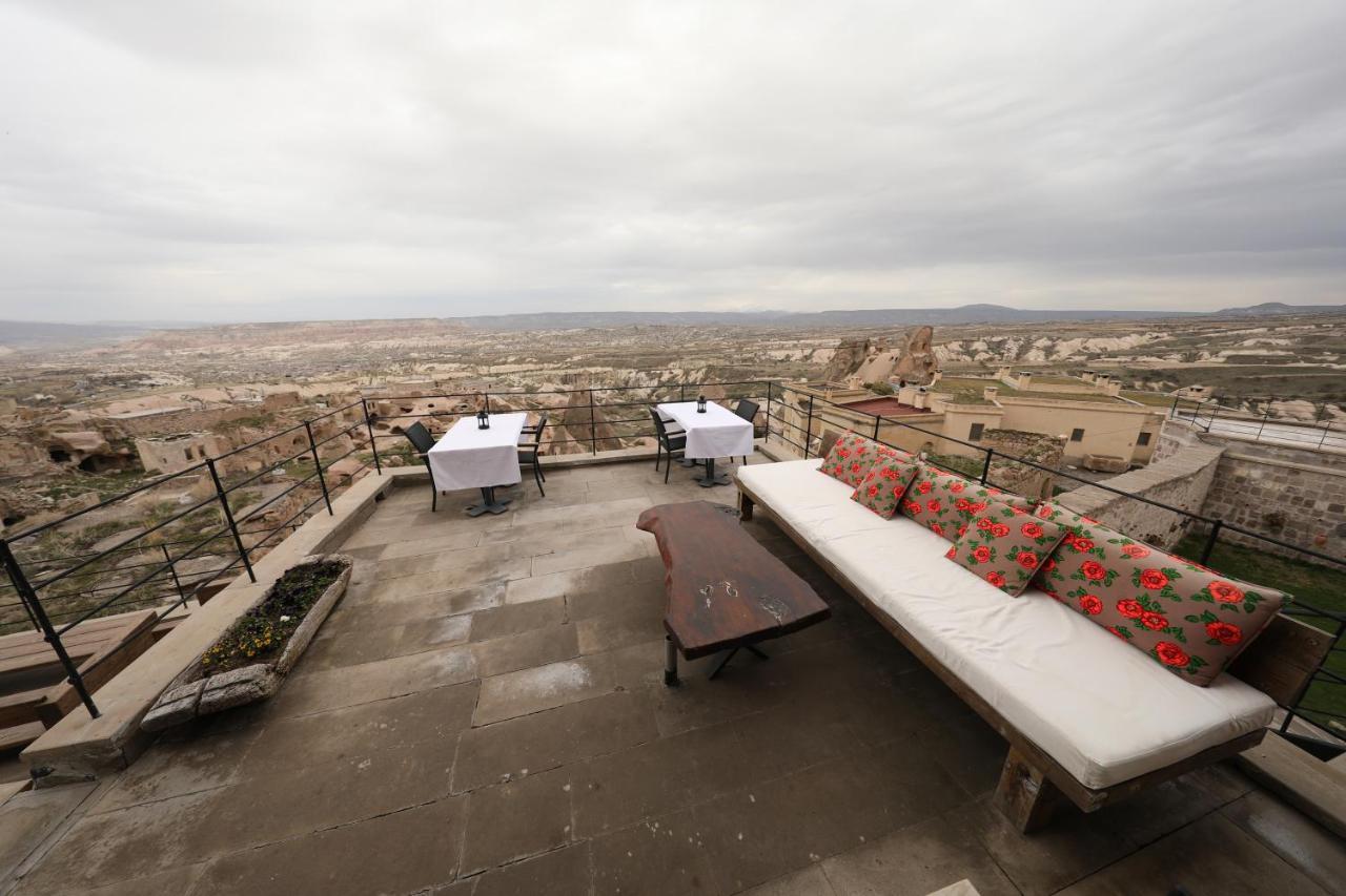 Helike Cave Suites Учисар Экстерьер фото