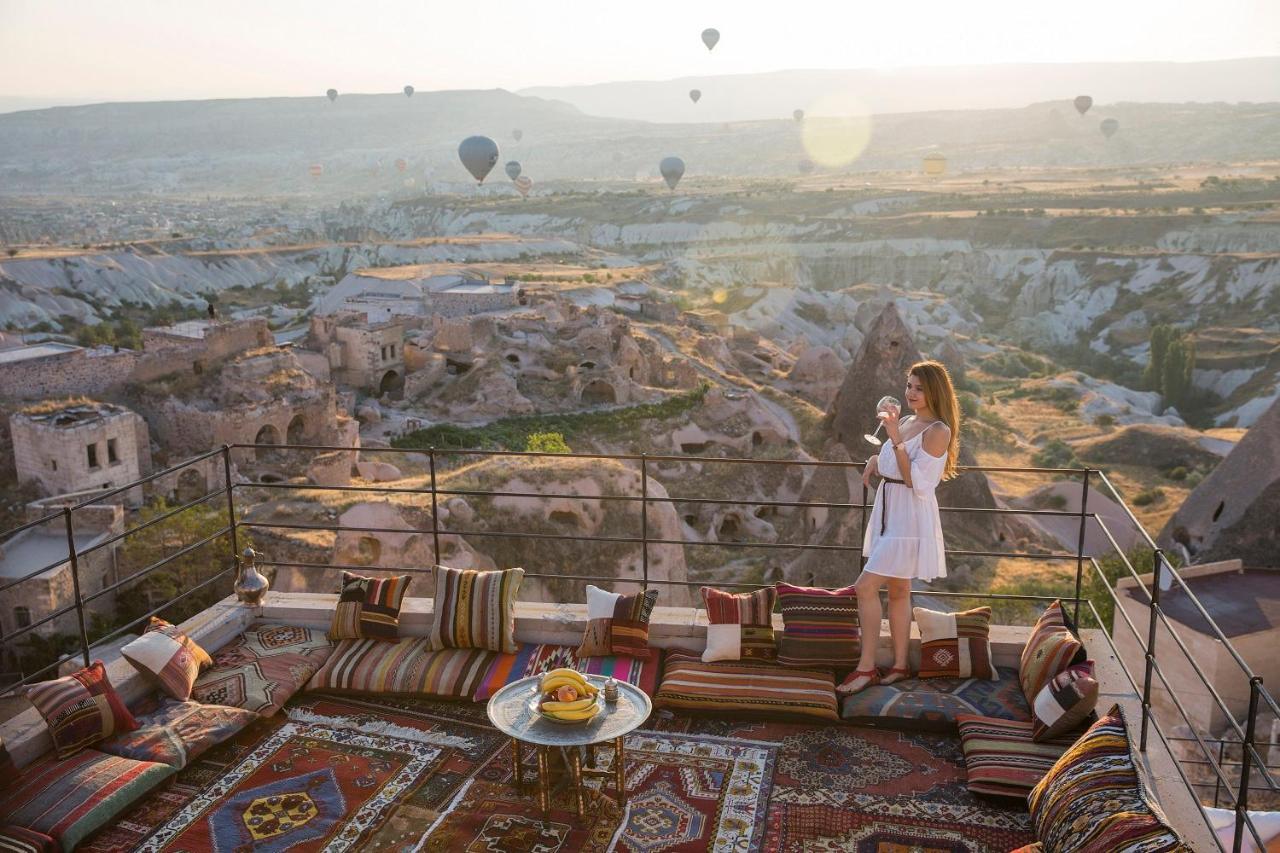 Helike Cave Suites Учисар Экстерьер фото